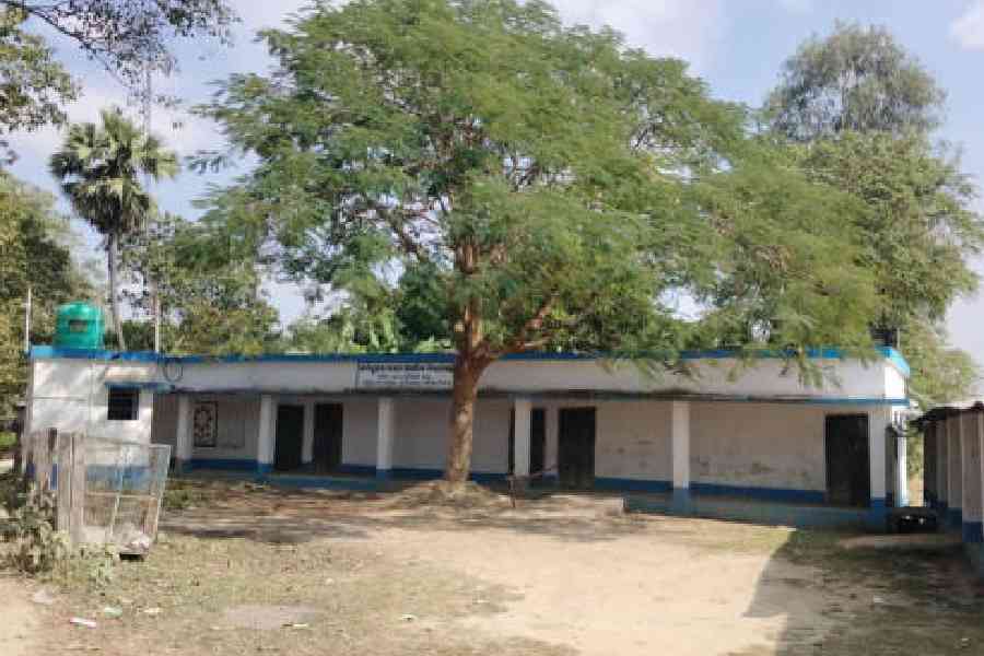 The Bagduar Santal Primary School in Bansihari block of South Dinajpur, which has been closed since Tuesday 