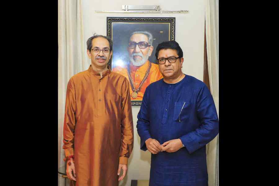 Raj Thackeray (right).