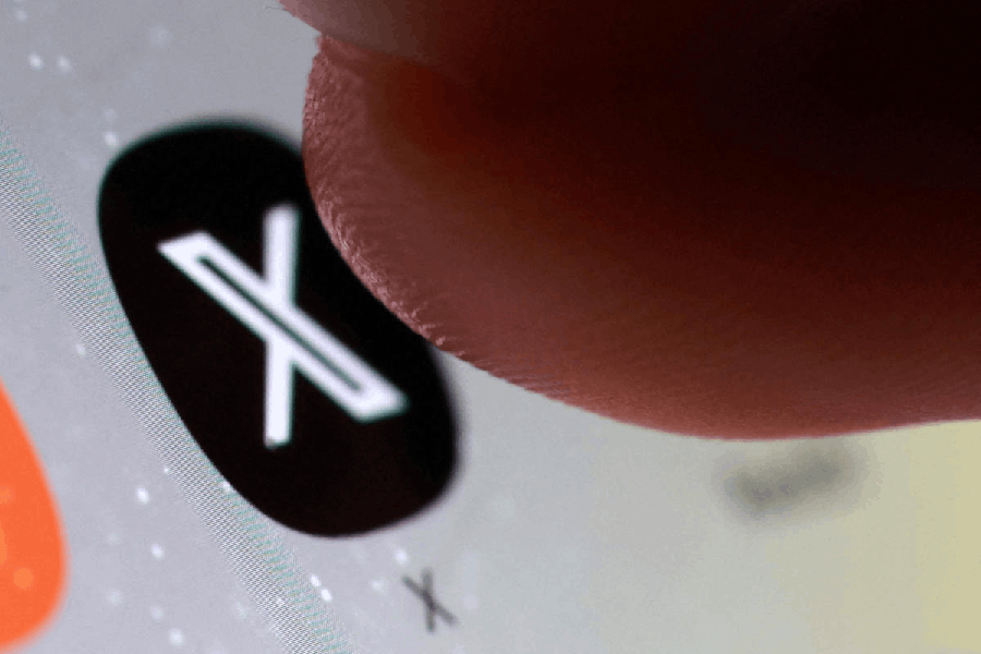 The X app icon on a smartphone in this illustration taken October 27, 2025.