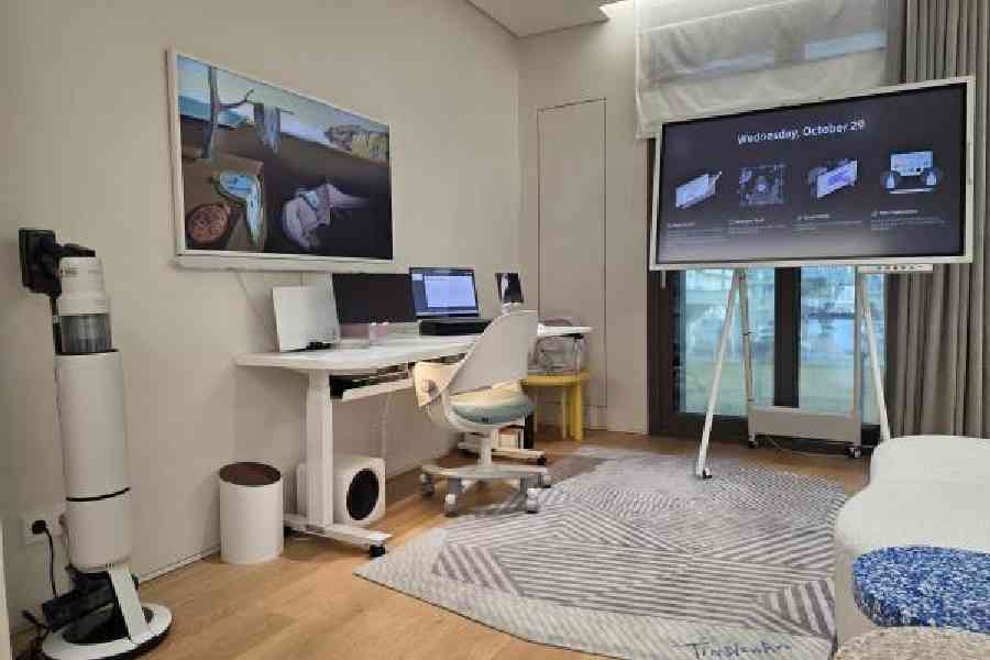 With Samsung’s Future Living vision, imagine a home that knows you. The lights switch on as you arrive, the air-conditioner adjusts to your perfect sleep temperature, the washing machine recommends the right cycle, and the TV queues up your favourite show — all automatically. Samsung AI Home makes this reality possible. Pictures: Mathures Paul