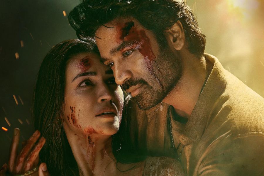 A poster of ‘Tere Ishk Mein’