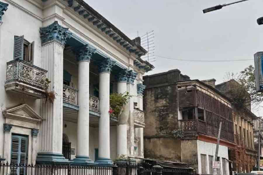 Hiralal Sen briefly lived at 85/2 Masjid Bari Street
