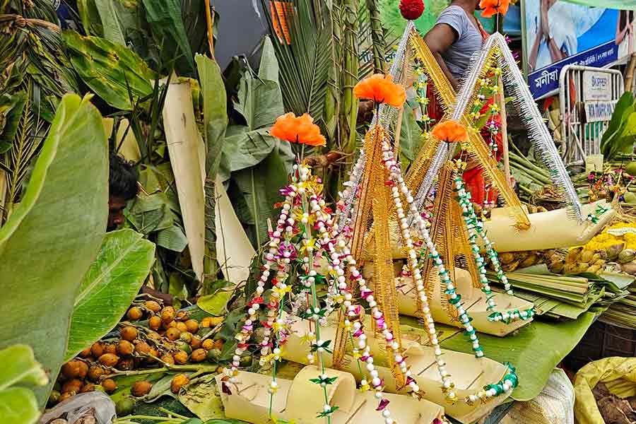 Handcrafted bajra (boat) carved from banana stem and are decorated and sold ready-made in the markets