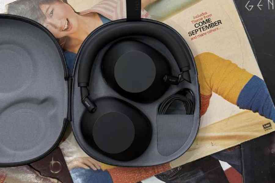 With its folding mechanism and compact carrying case, the headphones fit neatly into airplane pockets and work bags