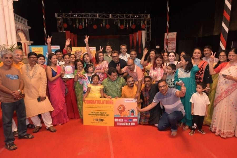 A big round of applause for Ozone Ekannoborti for bagging the Special Jury Award