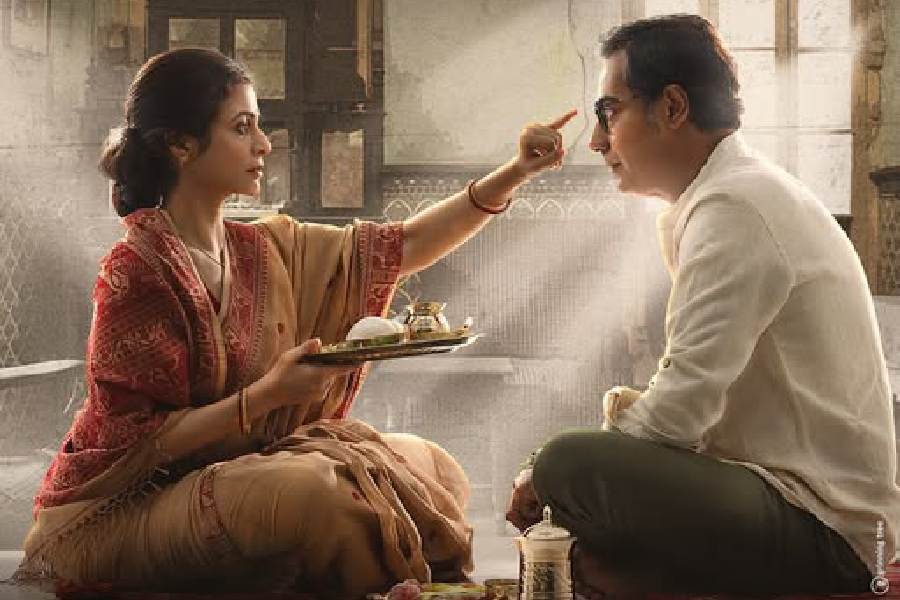 Koel Mallick, Koushik Sen in ‘Sharthopor’