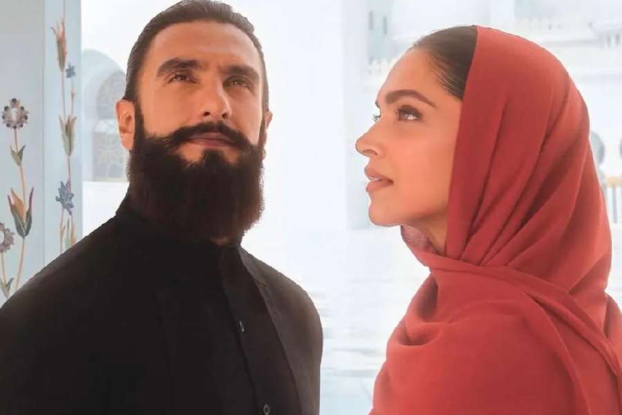 Deepika Padukone in Abu Dhabi tourism ad