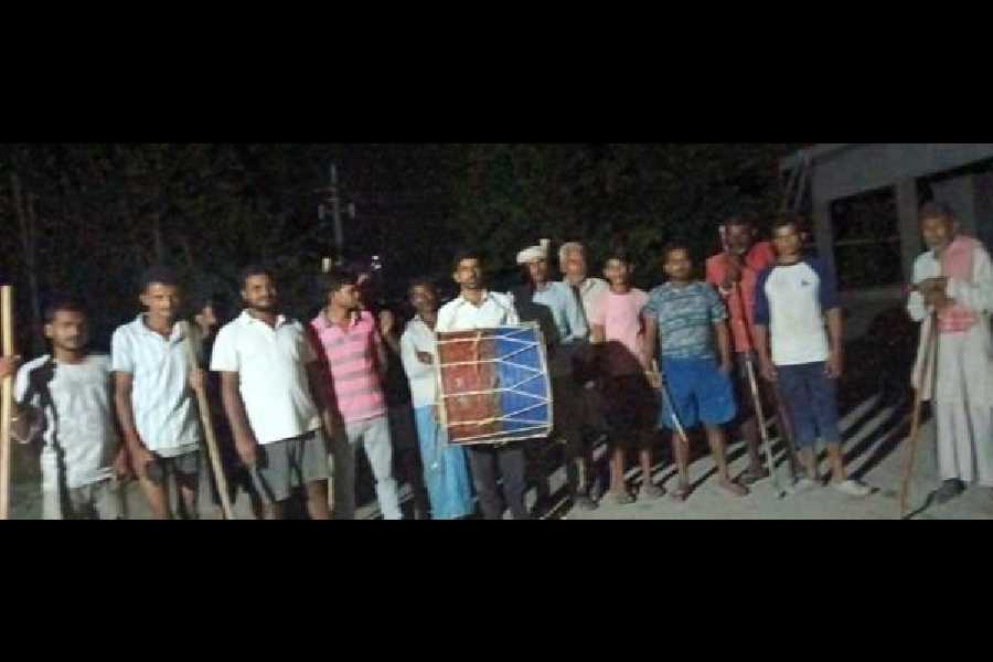 Villagers of Manjhara Taukali beat drums to drive away wolves