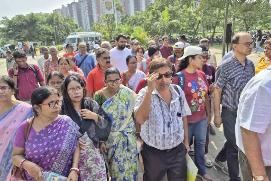 Members of Abhaya Mancha demonstrate at the private hospital in Durgapur