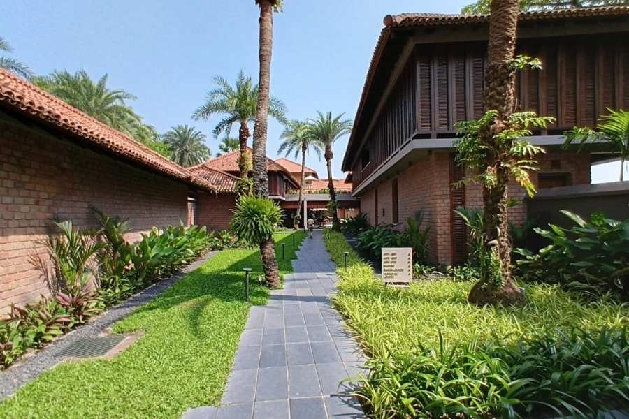 For the present reconstruction, Kolkata-based architect Vivek Rathore, and Delhi-based Studio Lotus and Mumbai-based landscape architect Samir Mathur were roped in