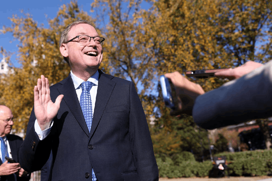 White House economic adviser Kevin Hassett speaks to reporters at the White House in Washington, D.C., U.S., October 24, 2025.
