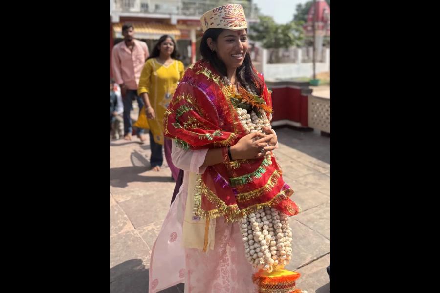 ABVP member Deepika Jha, who allegedly slapped the professor.