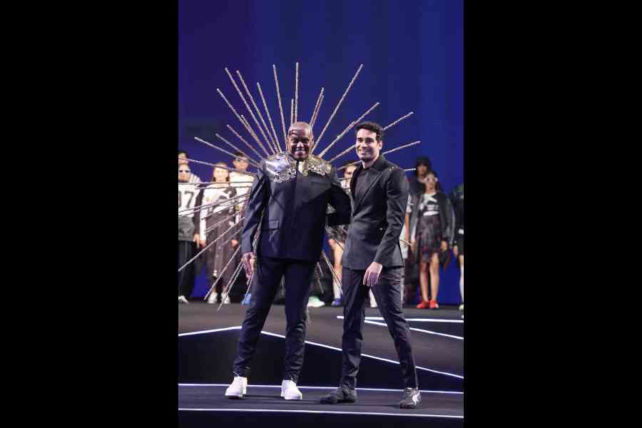 Carl Lewis and Sahil Kochar