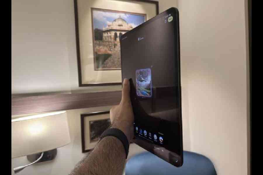 The iPad Pro has some of the best audio you'll find on a tablet. The four speakers, located on the two short edges, dynamically rotate the sound