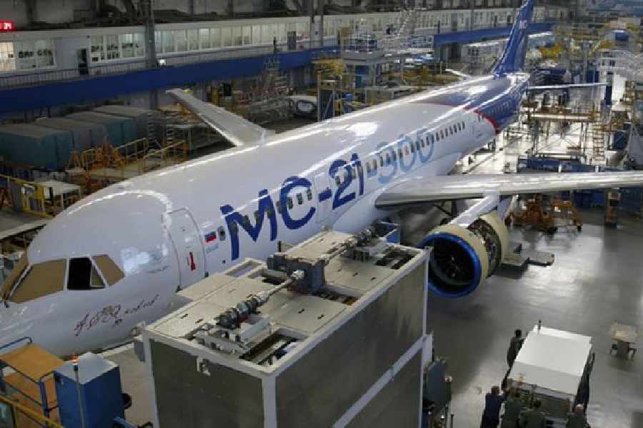MC-21 jet