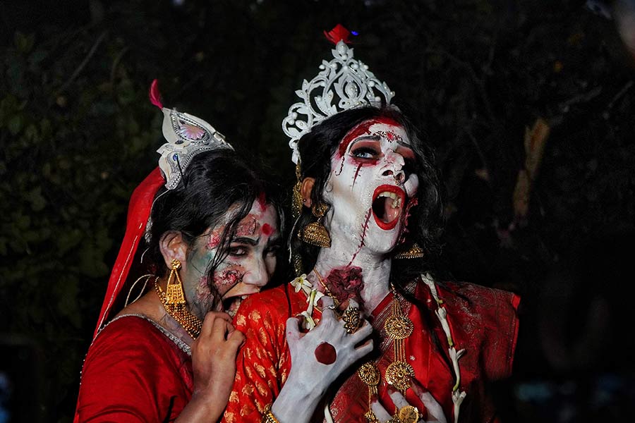 People posed for photos, danced to popular tracks and joined impromptu parades, turning the cultural hub into a carnival of colours and characters