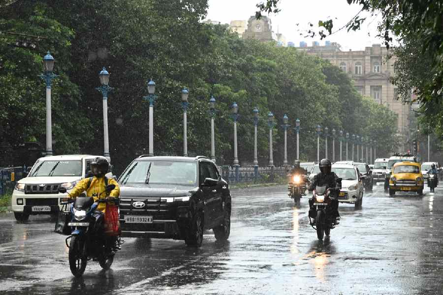 Vehicles amid showers in the BBD Bag area on Tuesday afternoon.