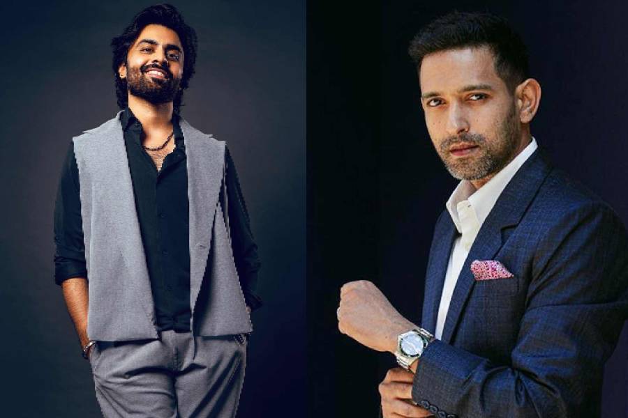 Jitendra Kumar, Vikrant Massey