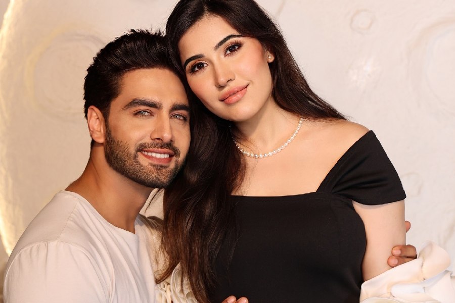 Rohit Purohit and Sheena Bajaj