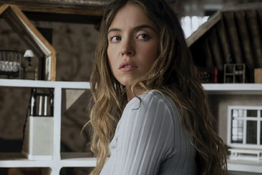 Sydney Sweeney in \\\'The Housemaid\\\' trailer