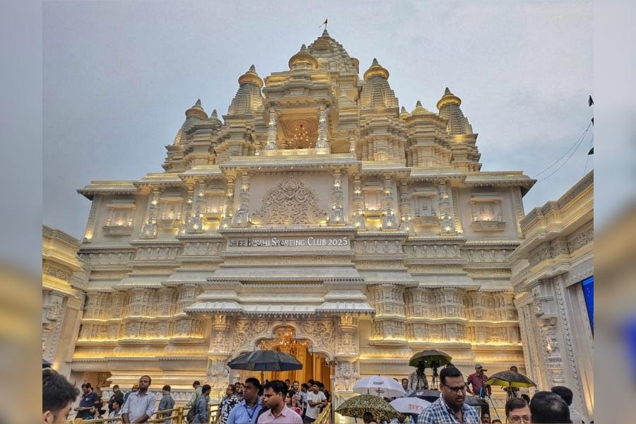 The Sreebhumi Sporting Club pandal