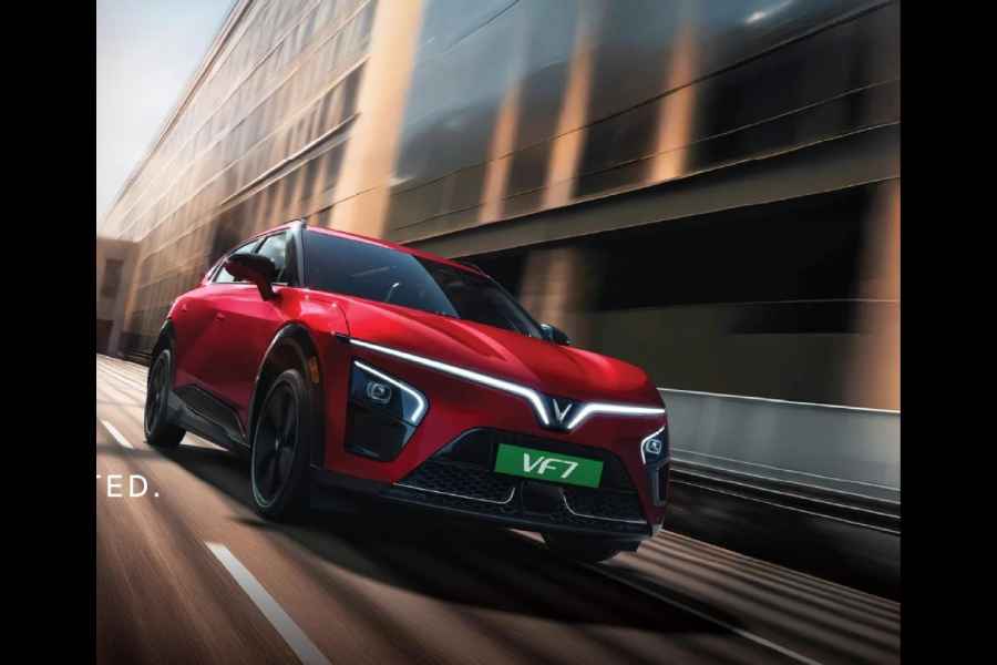 VinFast VF7