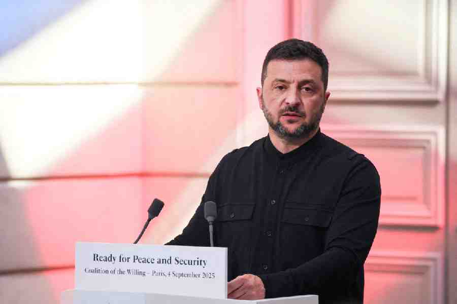 Ukrainian President Volodymyr Zelensky speaks during a press conference following a Coalition of the Willing Summit at the Elysee presidential Palace, in Paris, France on September 4, 2025.