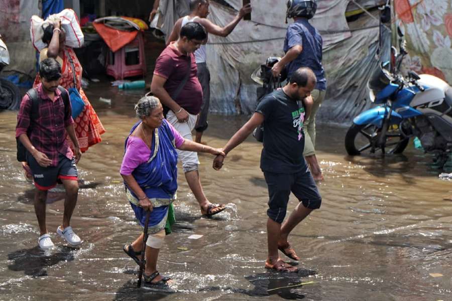 Ballygunge Station on  Wednesday morning