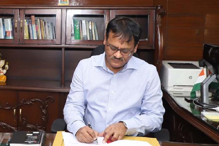 Delhi Chief Secretary Dharmendra