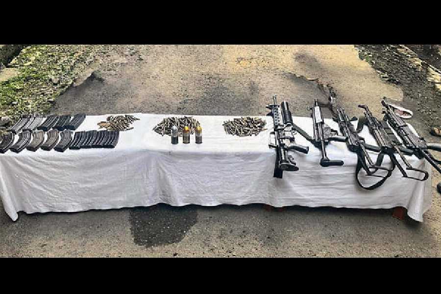 The arms and ammunition seized from the arrested accused Khundongbam Ujit Singh  in Imphal.