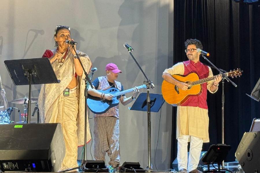 Lopamudra Mitra and Joy Sarkar at ICC