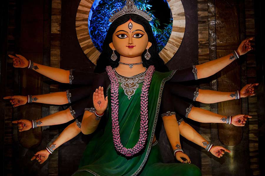 Hazra Park Durgotsab, now in its 83rd year, has chosen to explore the world of colour with its 2025 theme, ‘Drishtikon’