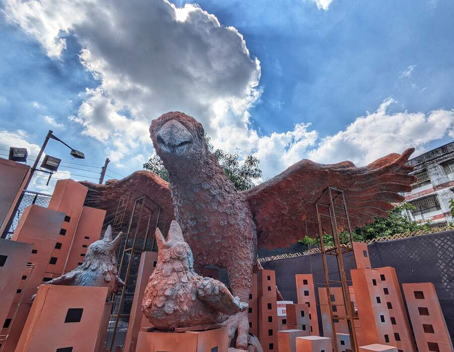 Through installations, performance, and ambience, the organisers aim to make us listen again. Inside, visitors are met by an arresting 20-foot bird installation. It stands as both a spectacle and a symbol — majestic yet vulnerable, a reminder of creatures whose calls are fading into silence