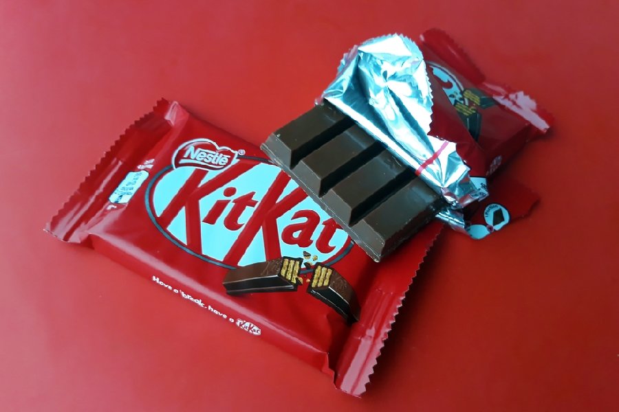 Representational image