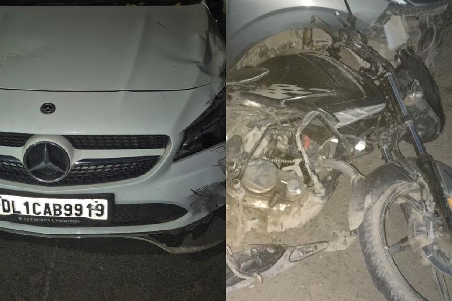 The Mercedes and the bike