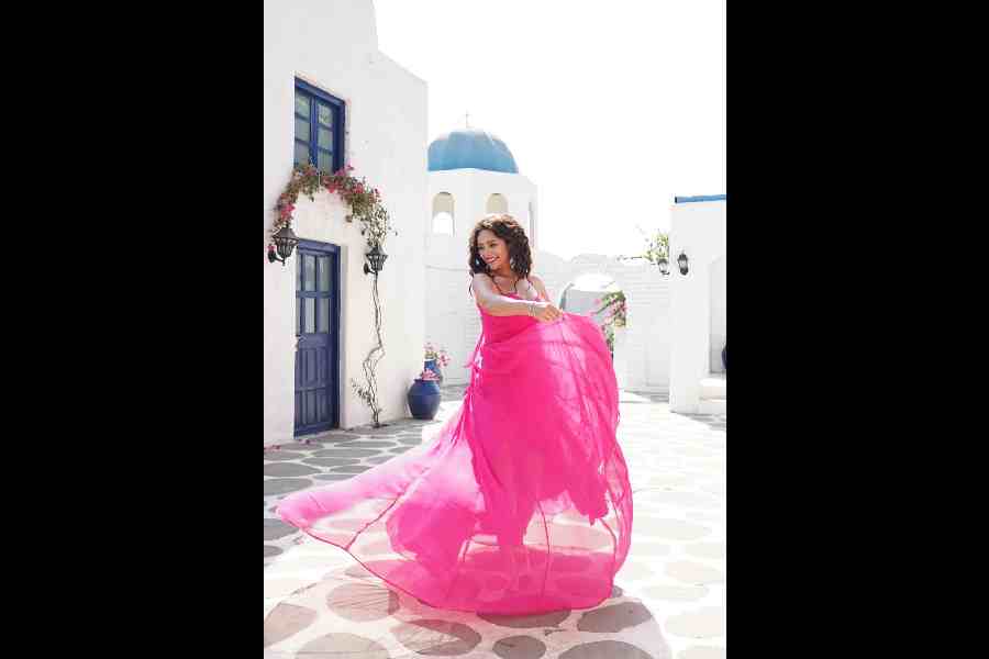 Susmita in 'Rakkhosh'