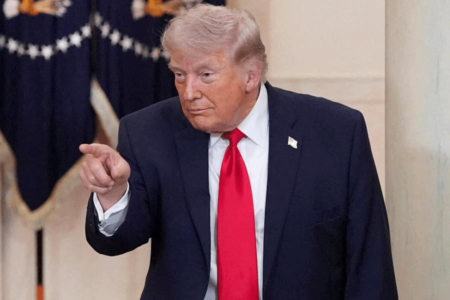 U.S. President Donald Trump gestures after delivering an address to the nation about the Iran war at the White House in Washington, D.C., U.S. April 1, 2026.