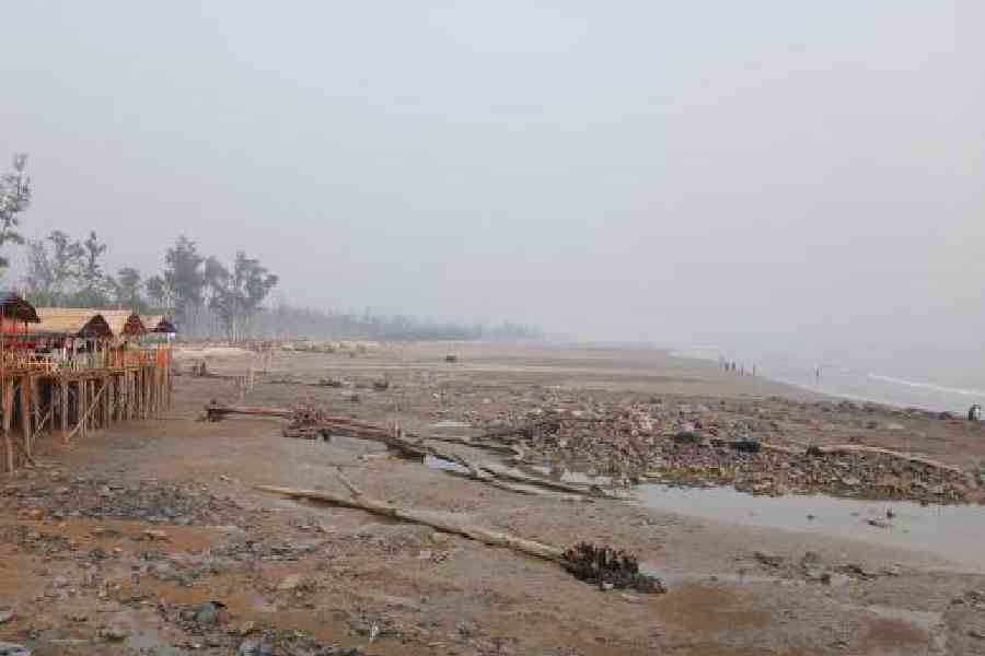 Sodepur doctor couple drown Tajpur beach