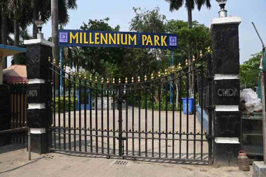 The closed gate of Millennium Park on Saturday morning. Picture by Sanat Kr Sinha