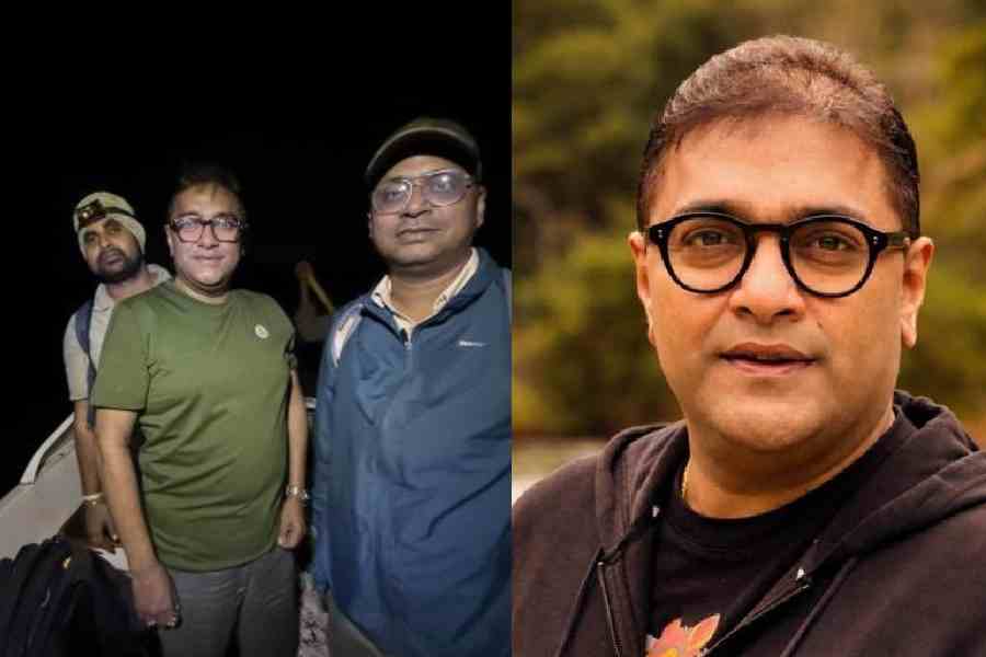 Dr Anil Mahapatra (right), a senior scientist with ZSI, with Shiladitya Chaudhury (centre), Shiladitya Chaudhury