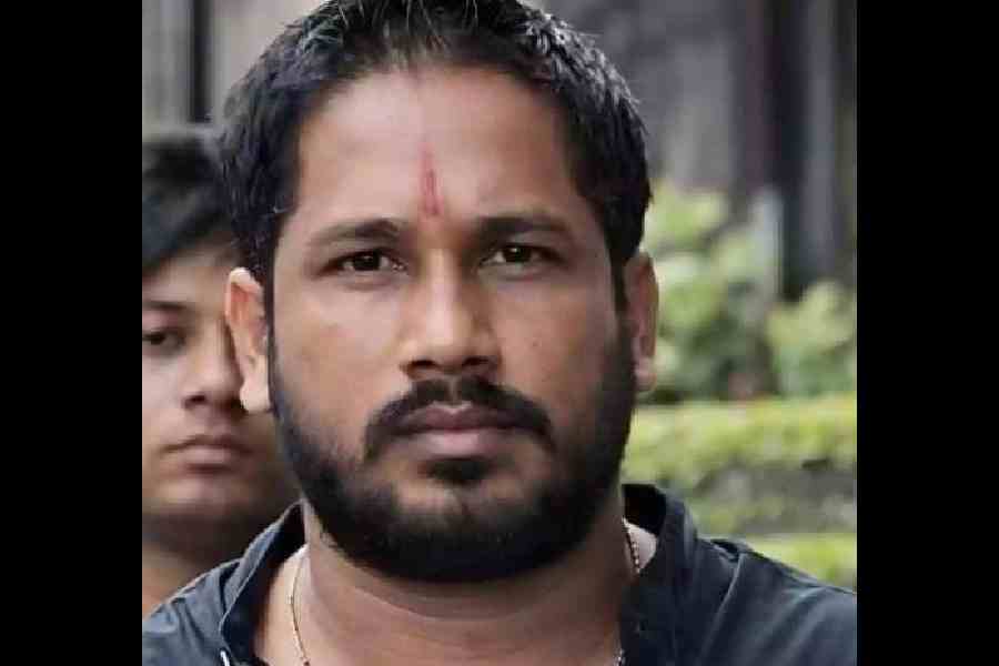 Biswajit Poddar, alias Sona Pappu