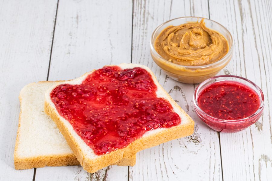 Parents should avoid food loaded with refined sugar and trans fats