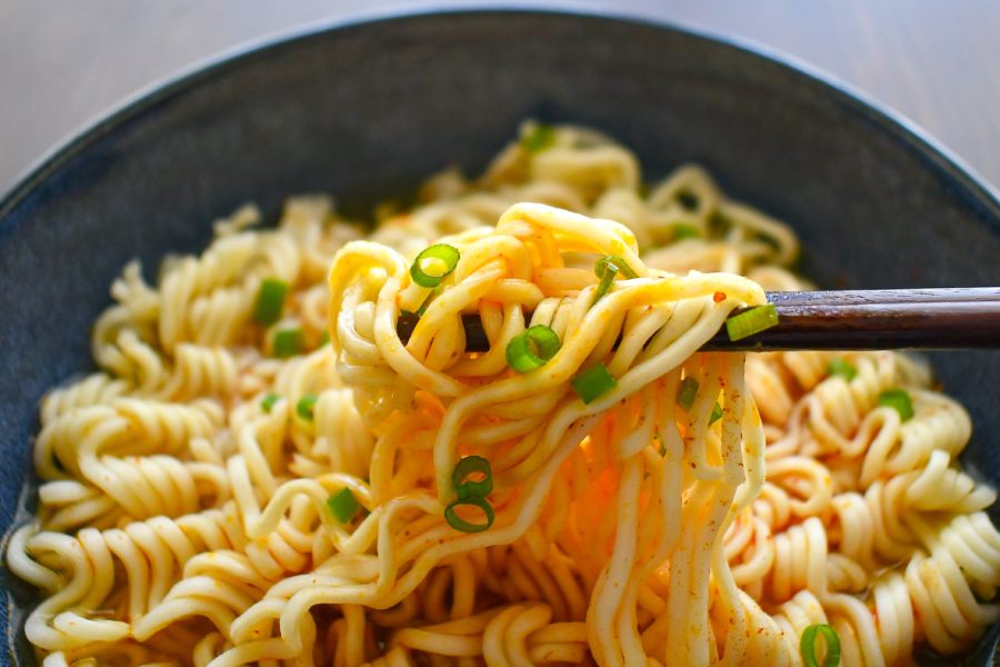 Instant noodles, a common pick for tiffins, can contribute to poor food habits and long-term health hazards.