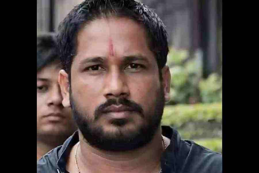 Biswajit Poddar, alias Sona Pappu.