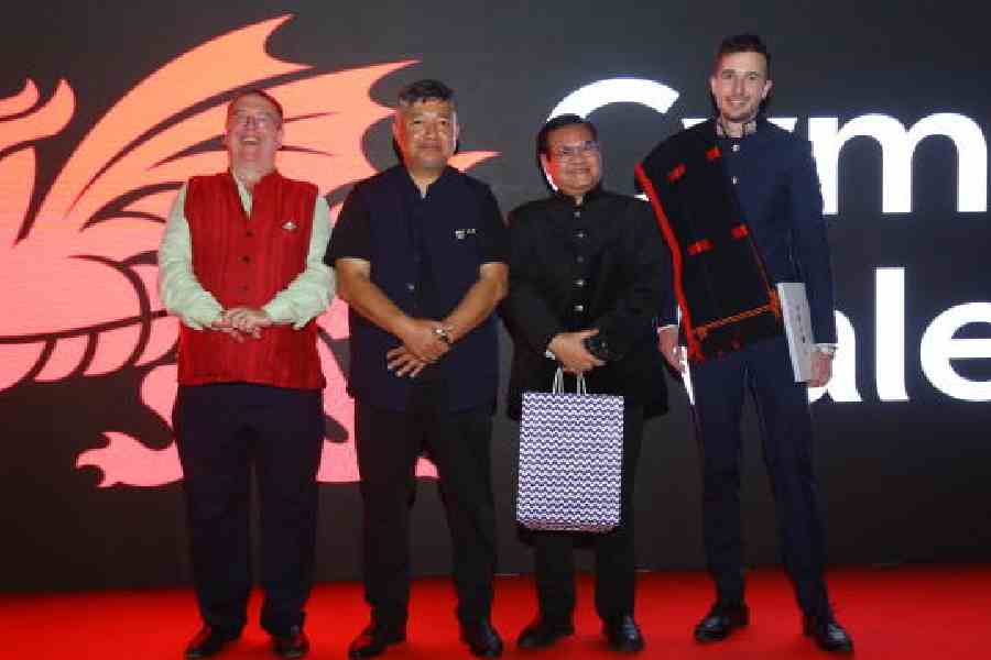 (From left) British deputy high commissioner Andrew Fleming, Abu Metha, adviser to chief minister, Nagaland, Frederick Roy Kharkhongor, principal secretary of culture, Meghalaya and Eoghan O'Regan, head of India, Welsh government at the St. David's Day reception 