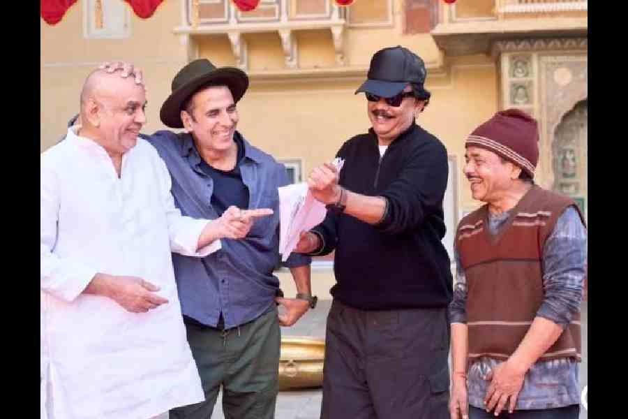 (L-R) Paresh Rawal, Akshay Kumar, director Priyadarshan and Rajpal Yadav on the set of Bhooth Bangla, releasing in theatres on April 17