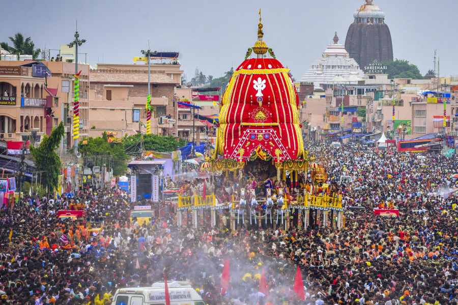 People pull the chariot of Lord Jagannath during the annual ‘Rath Yatra’ festival, in Puri, Odisha, Saturday, June 28, 2025.