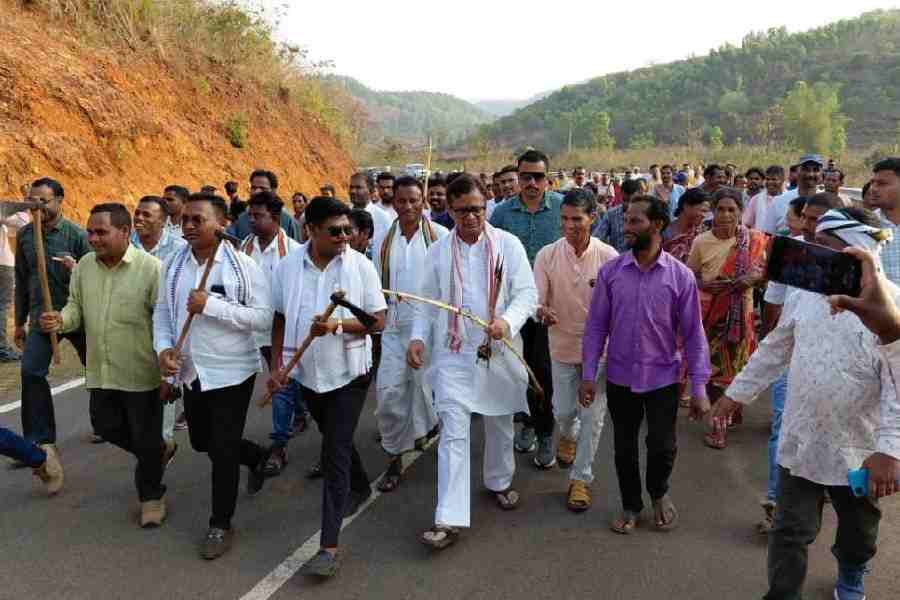 The Congress delegation at Kantamala village in Odisha’s Rayagada district on Friday