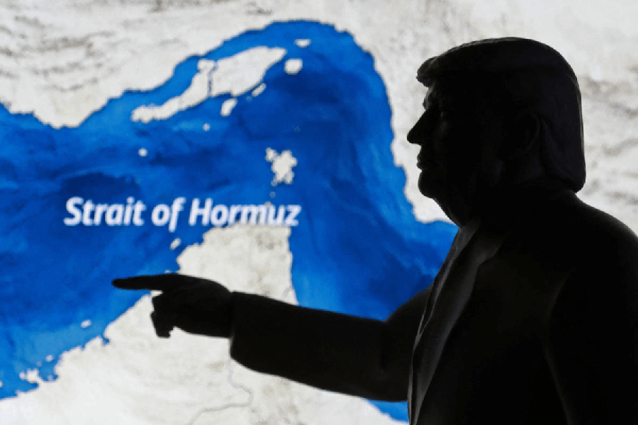 US Donald Trump Strait of Hormuz Iran