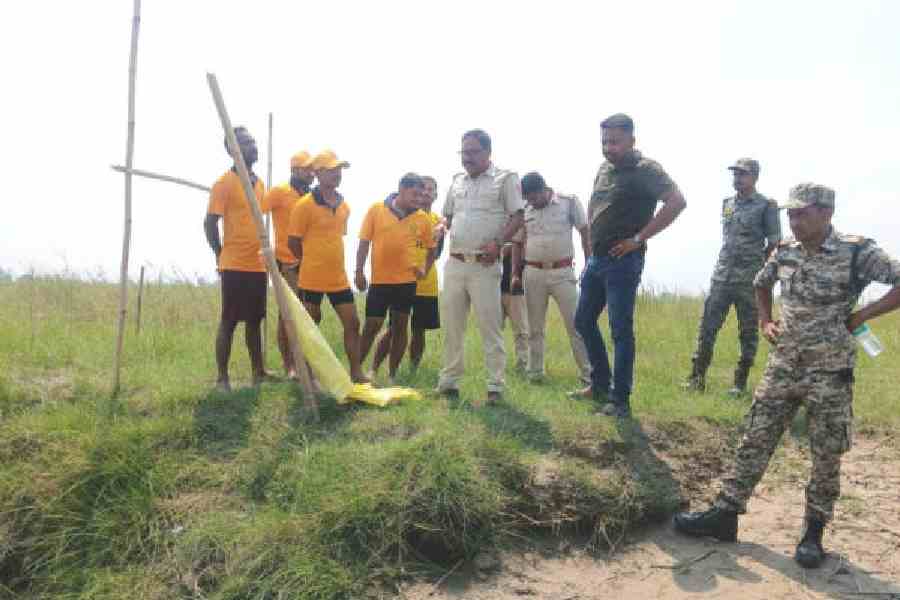 BJP worker feared drowned Teesta river